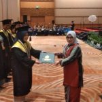 Sebanyak 294 Wisuda Sarjana ke-34 dan Magister ke-14 Universitas Tamansiswa (Unitas) Palembang mengikuti Wisuda program Sarjana Ke 34 dan Program Magister Ke-14, Universitas Taman Siswa (Unitas) Palembang, Senin (3/11/2025) di ballroom Hotel Aryaduta Palembang.