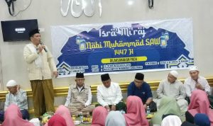 Suasana Isra Mi'raj Nabi Muhammad Saw di Masjid Jamiatul Muawanah Desa Sungai Pinang Rambutan Kab. Banyuasin. Foto : Rmd