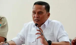 Ketua Komisi V DPRD Sumsel Soroti SPMB, Alwis Gani Minta Tambah Rombel dan Hentikan Praktik Titip Siswa. Ketua Komisi V DPRD Sumsel Soroti SPMB, Alwis Gani Minta Tambah Rombel dan Hentikan Praktik Titip Siswa.