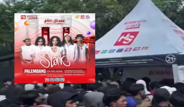 Poster HS Palembang Menampilkan Slank dan Antrean Panjang Calon Penonton. Foto : ist