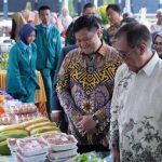 Sekretaris Daerah (Sekda) Banyuasin, Ir. Erwin Ibrahim, ST., MM., MBA., IPU., ASEAN Eng, saat mendampingi Staff Khusus Menteri Pertanian Bidang Kebijakan Pertanian, Prof. Dr. Ir. Sam Herodian, MS., IPU., APEC Eng. Foto : Nto/red