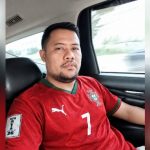 Eno Kurniawan Saat kenakan Jersey bola negara Portugal. Foto : Nto