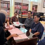 Pria berinisial AAM yang pernah menduduki kursi terhormat sebagai Kepala Kantor Cabang Pembantu (KCP) PT Pos Indonesia Air Sugihan Kanan periode 2021–2023. Foto : Aisyah/palembangsekilan.com