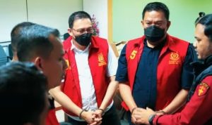 IT Wakil Bupati Pali saat tiba di Kejati Sumsel. Foto : Nto/red
