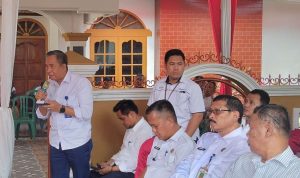 Rustam Perwakilan PT Pusri Saat Hadiri Reses DPRD Sumsel di Keluarga Sungai Buah Kecamatan Ilir timur Dua. Foto : Nto Rustam Perwakilan PT Pusri Saat Hadiri Reses DPRD Sumsel di Keluarga Sungai Buah Kecamatan Ilir timur Dua. Foto : Nto