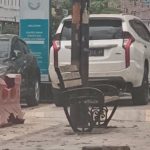 Terlihat Pajero Sport BG 1512 VP Parkir diatas Trotoar dan menghalangi Hak Pejalan kaki Disabilitas. Foto : Nto
