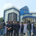 Para Pengunjuk Rasa di Kantor Bea Cukai Wilayah Sumnagtim Kota Palembang. Foto : Ist