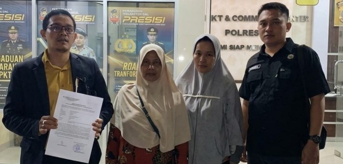 AAM Lawyer & Partner saat Mendampingi Kliennya. Foto : Ist